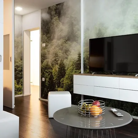 Elegant 1-bedroom Near Hill Forest Lägenhet Ljubljana